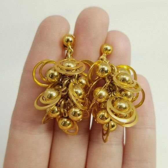Vintage Avon Gold Tone Ringlet Dangle Stud Earrings, 80s 90s Style, Estate - Picture 4 of 7